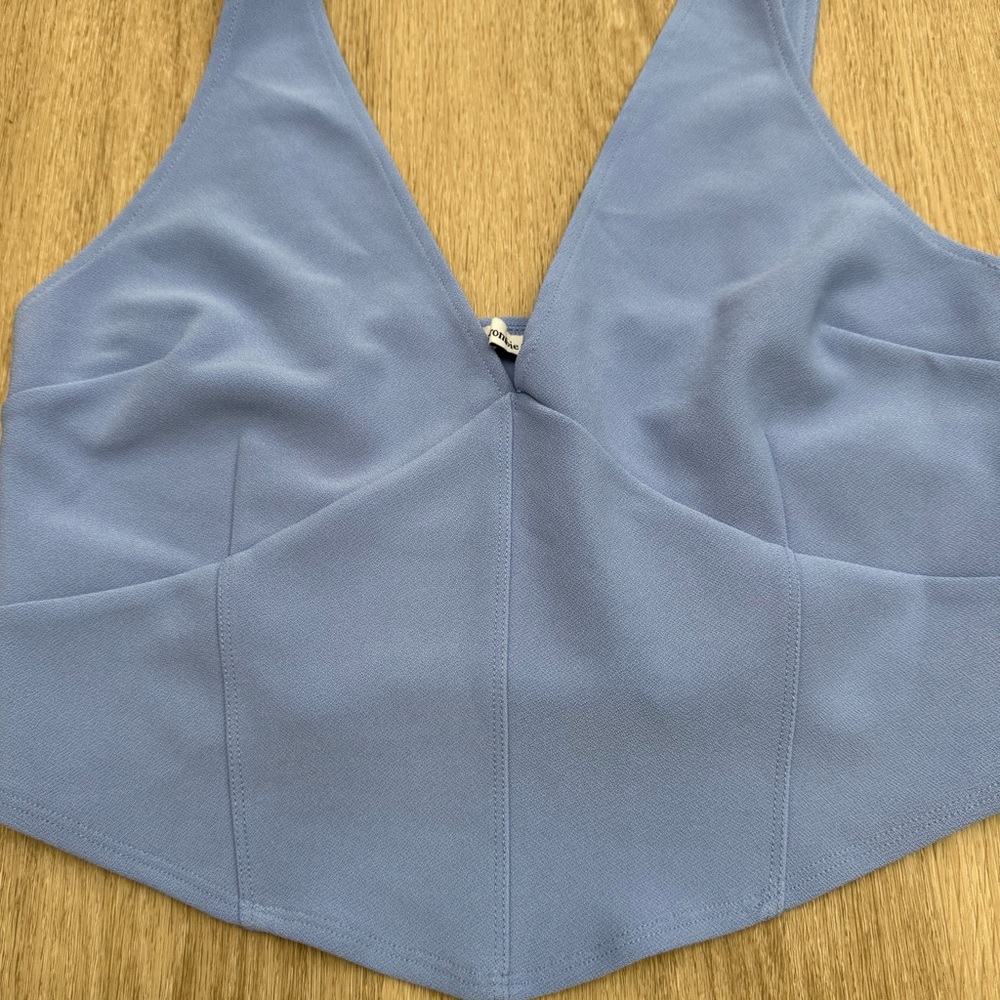 NWOT Abercrombie & Fitch Baby Blue Corset Plunge Neckline Crop Top Size L - Picture 6 of 8